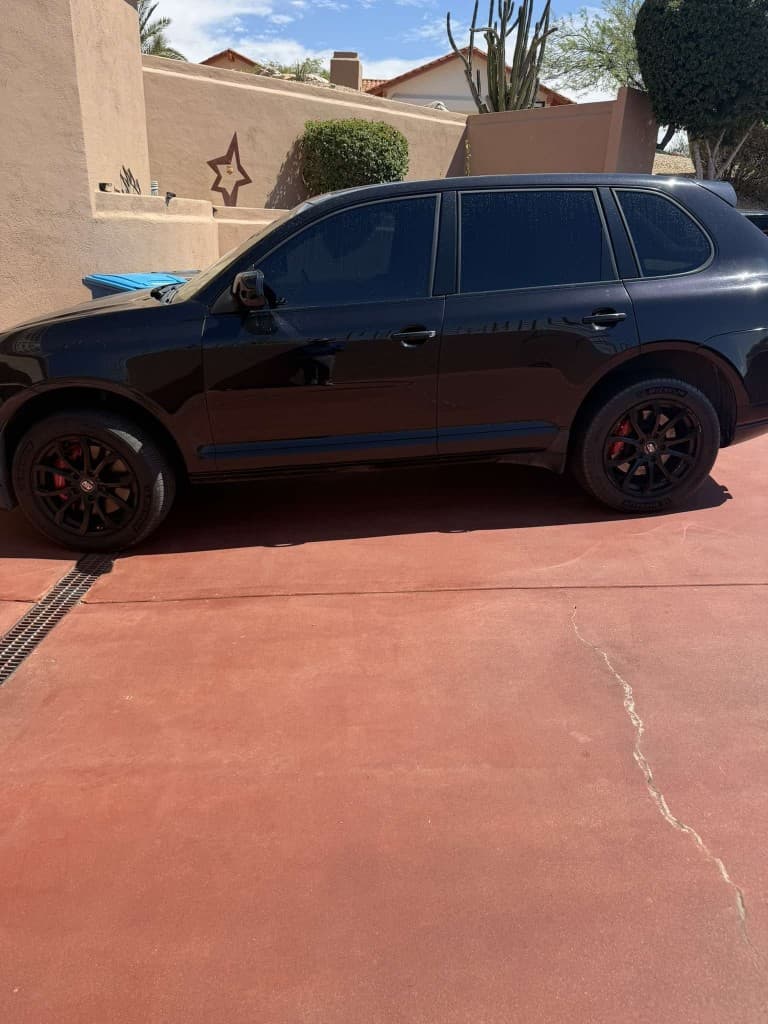 Porsche Cayenne mobile detail